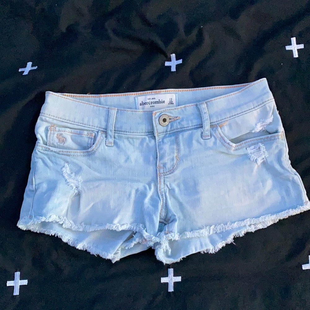 Short shorts